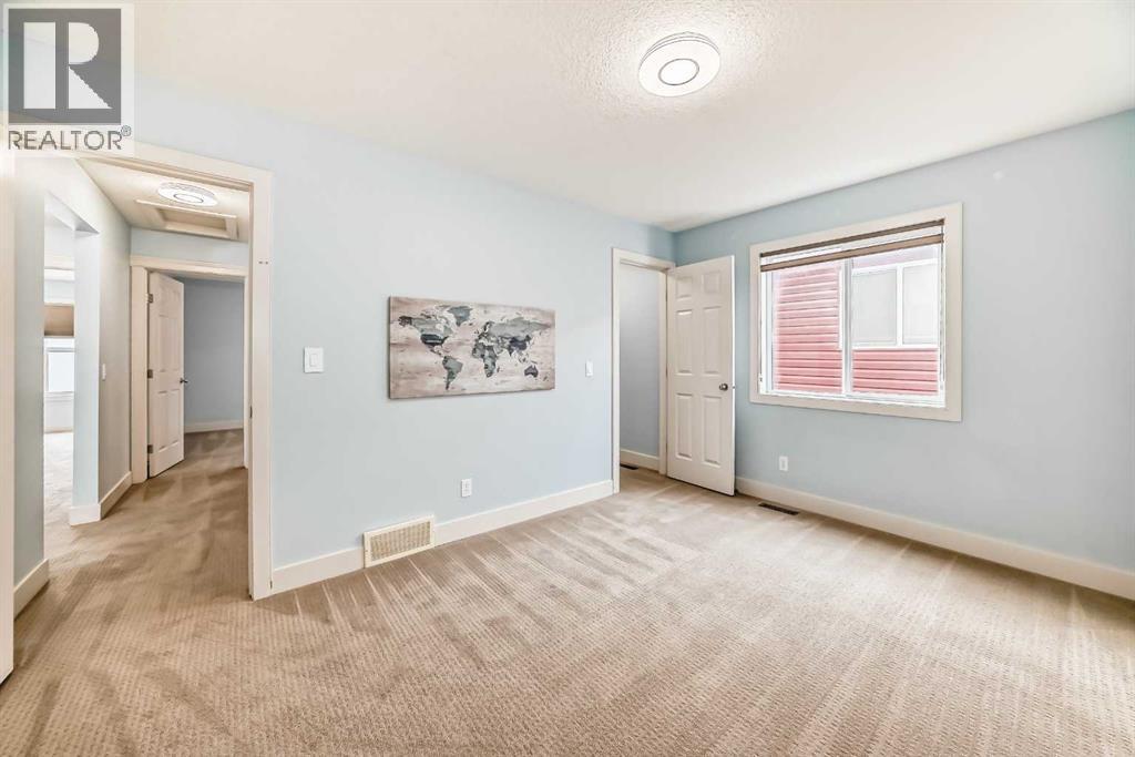 Single Family House for Sale in  Royal Oak Heath NW Royal Oak Calgary 