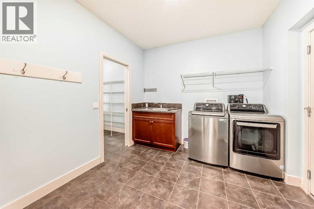 Single Family House for Sale in  Royal Oak Heath NW Royal Oak Calgary 