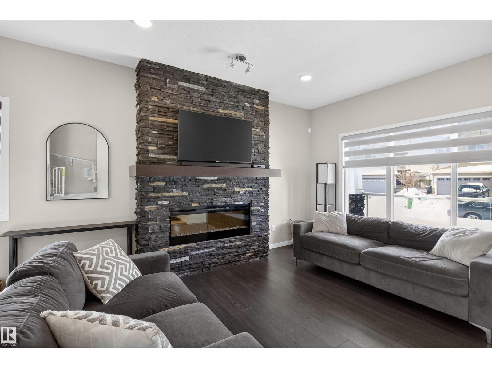 17311 49 ST NW, Edmonton