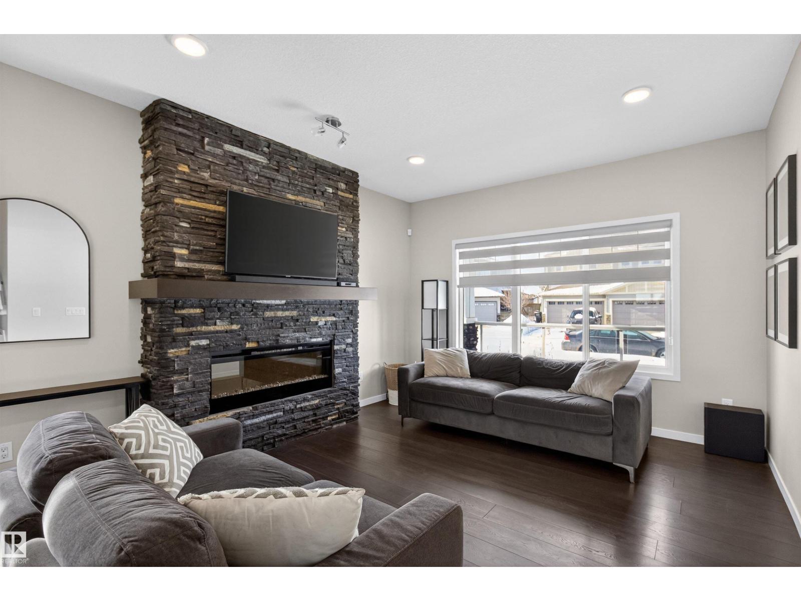 17311 49 ST NW, Edmonton