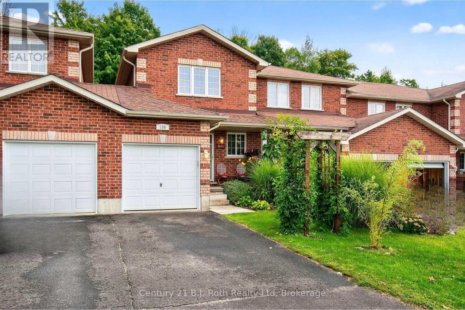 156 SOUTHWINDS CRESCENT - 1
