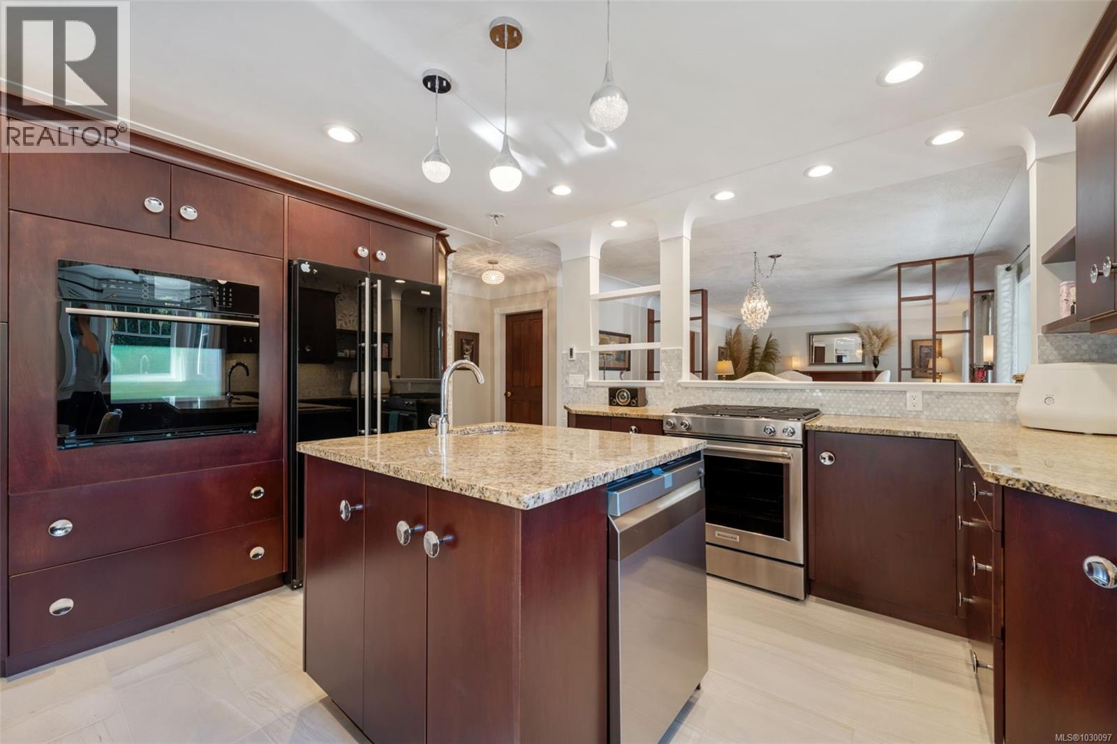 1501 Shawnigan Mill Bay Rd - 26