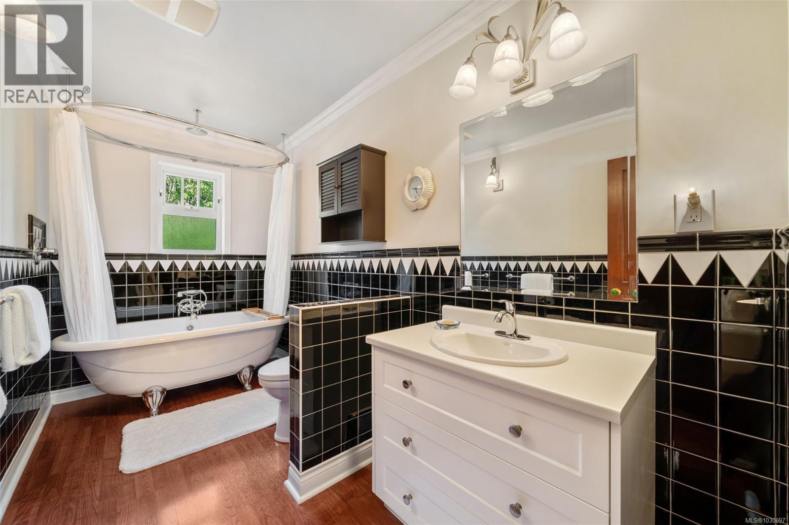 1501 SHAWNIGAN MILL BAY RD - 28