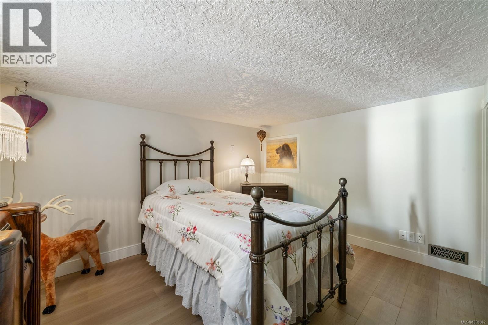 1501 Shawnigan Mill Bay Rd - 35