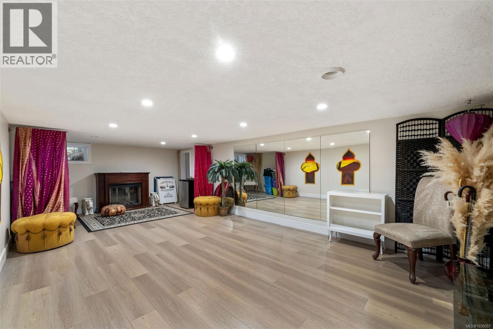 1501 SHAWNIGAN MILL BAY RD - 37