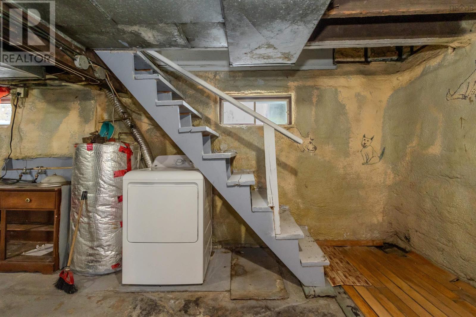 Property 11 of 37 of 307 Cabot Street