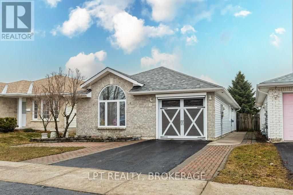 11 WILFRED CRESCENT E