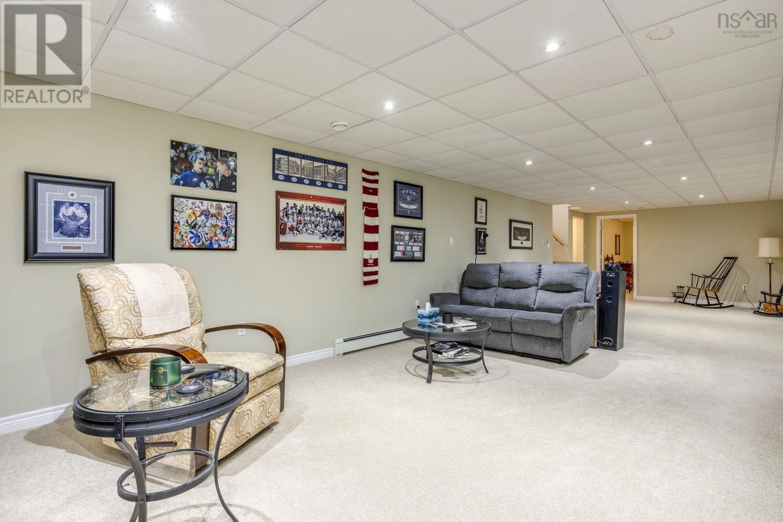 Property 7 of 49 of 73 Gravenstein Drive