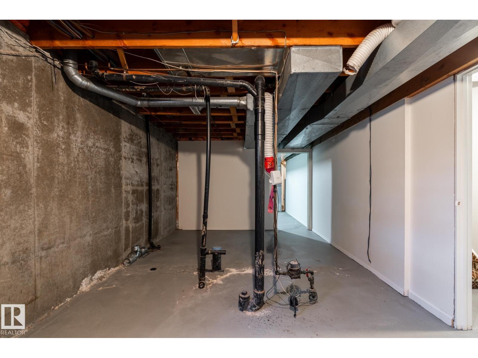 14339 122 ST NW - 55