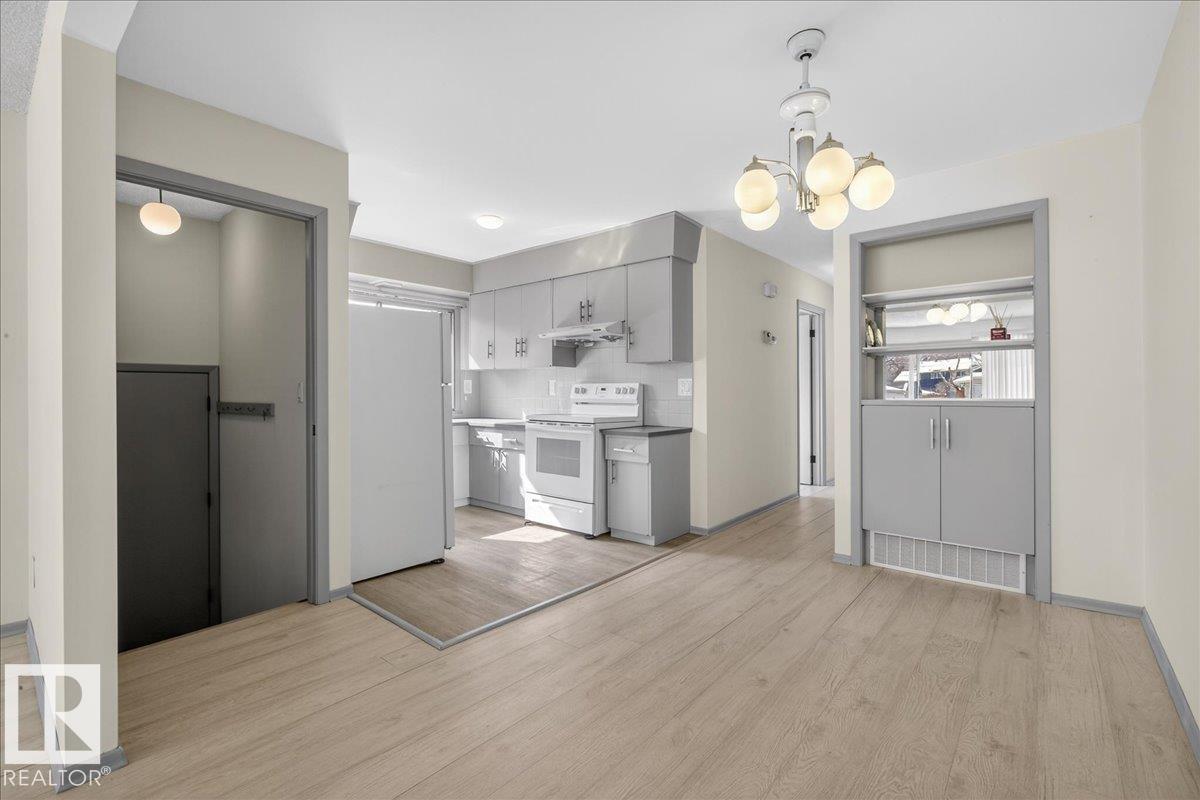 11836 42 ST NW, Edmonton