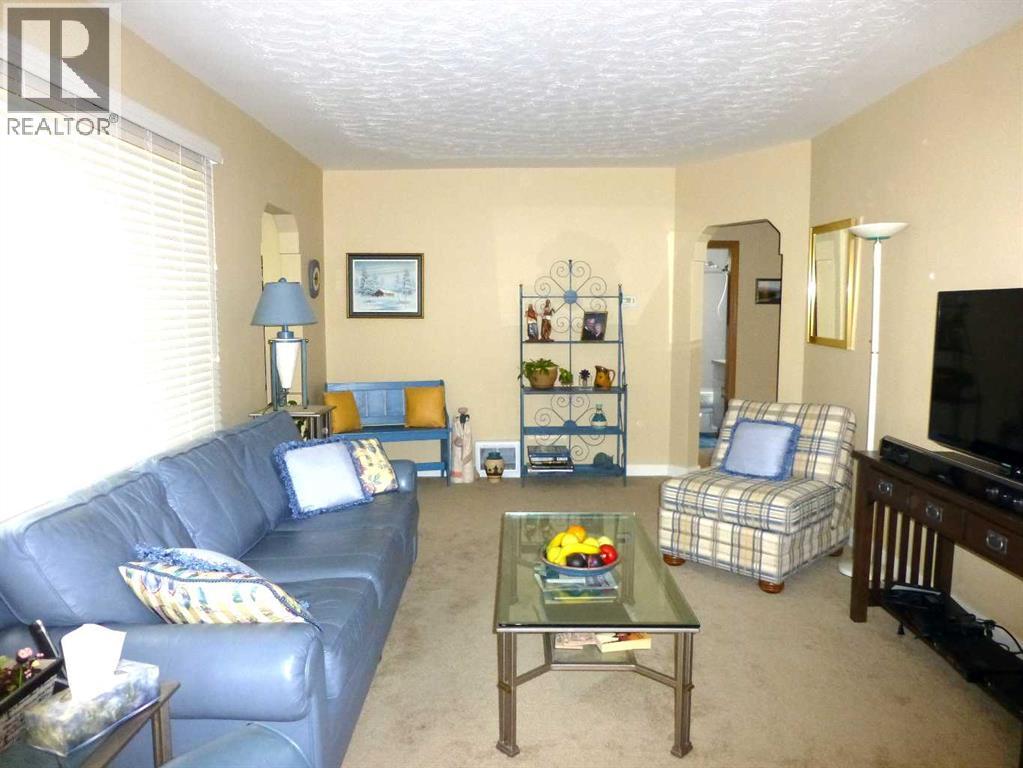 Single Family House Bungalow for Sale in  A Street SW Richmond Calgary 