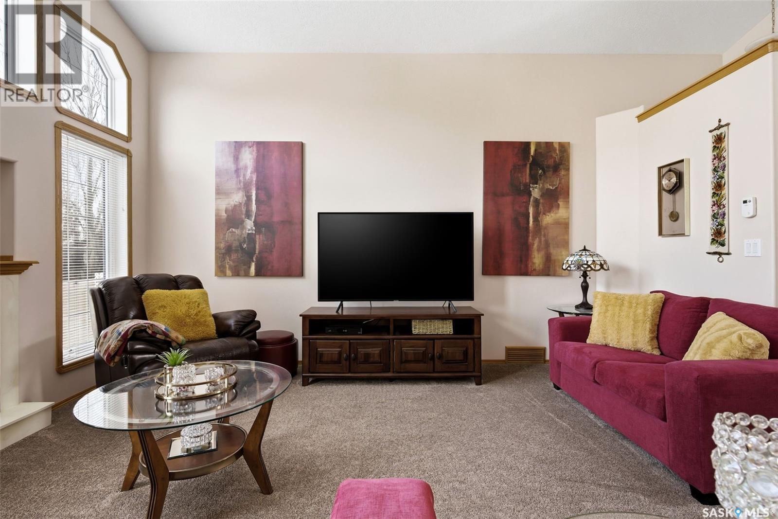 3083 ST JAMES CRESCENT - 10