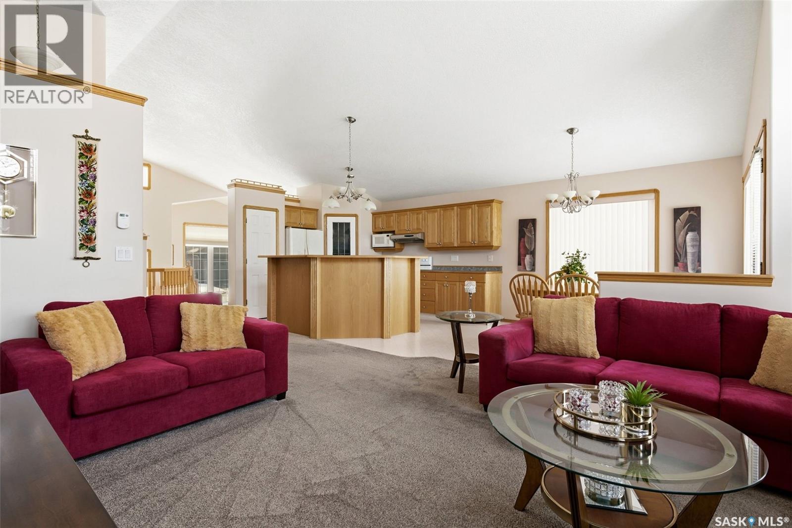 3083 ST JAMES CRESCENT - 13