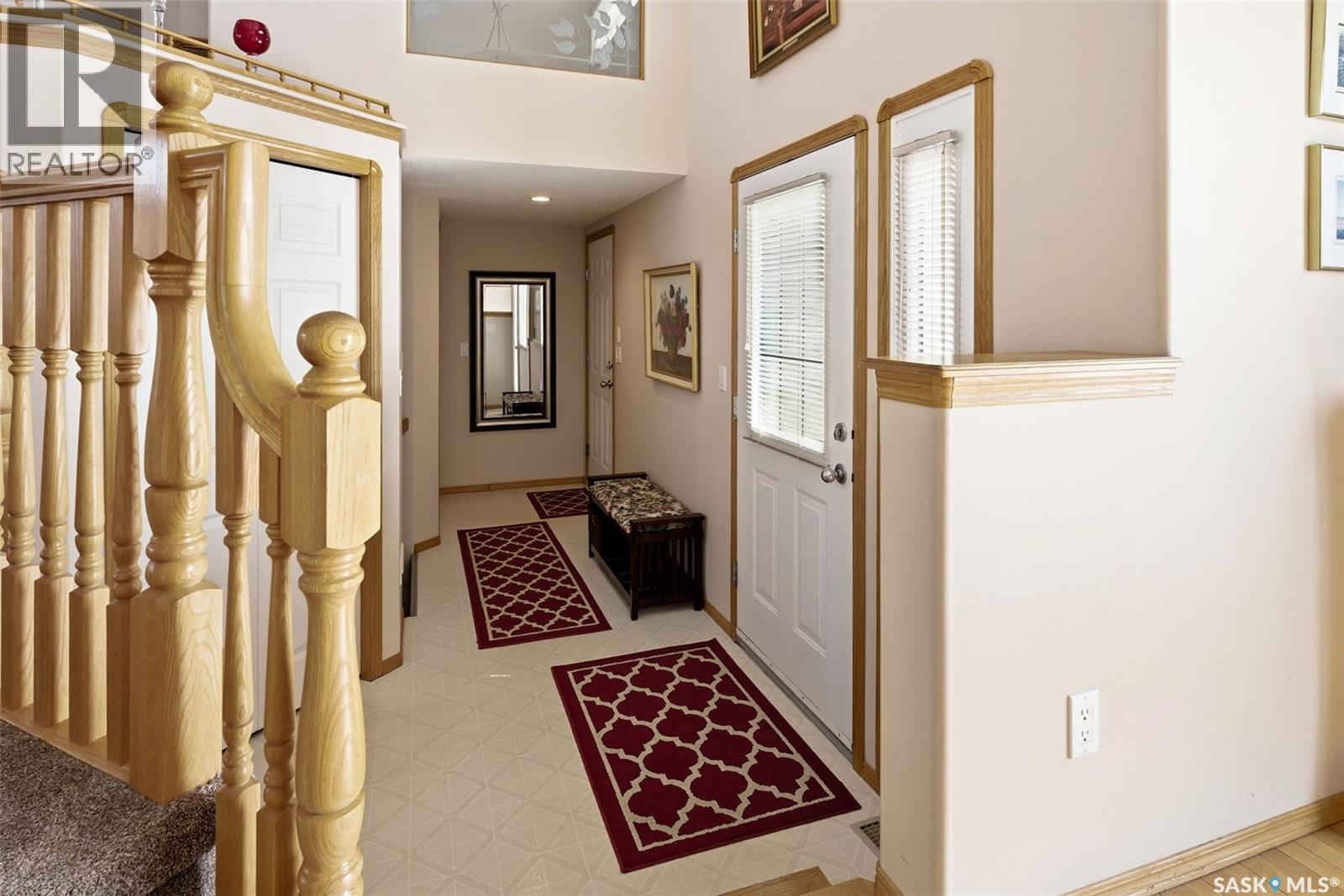 3083 ST JAMES CRESCENT - 5