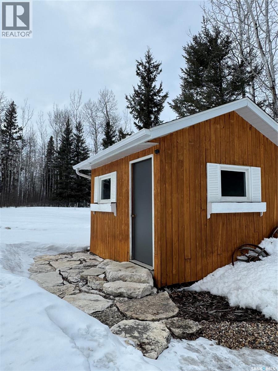 4.96 ACRES MOVE IN READY PROPERTY - 42