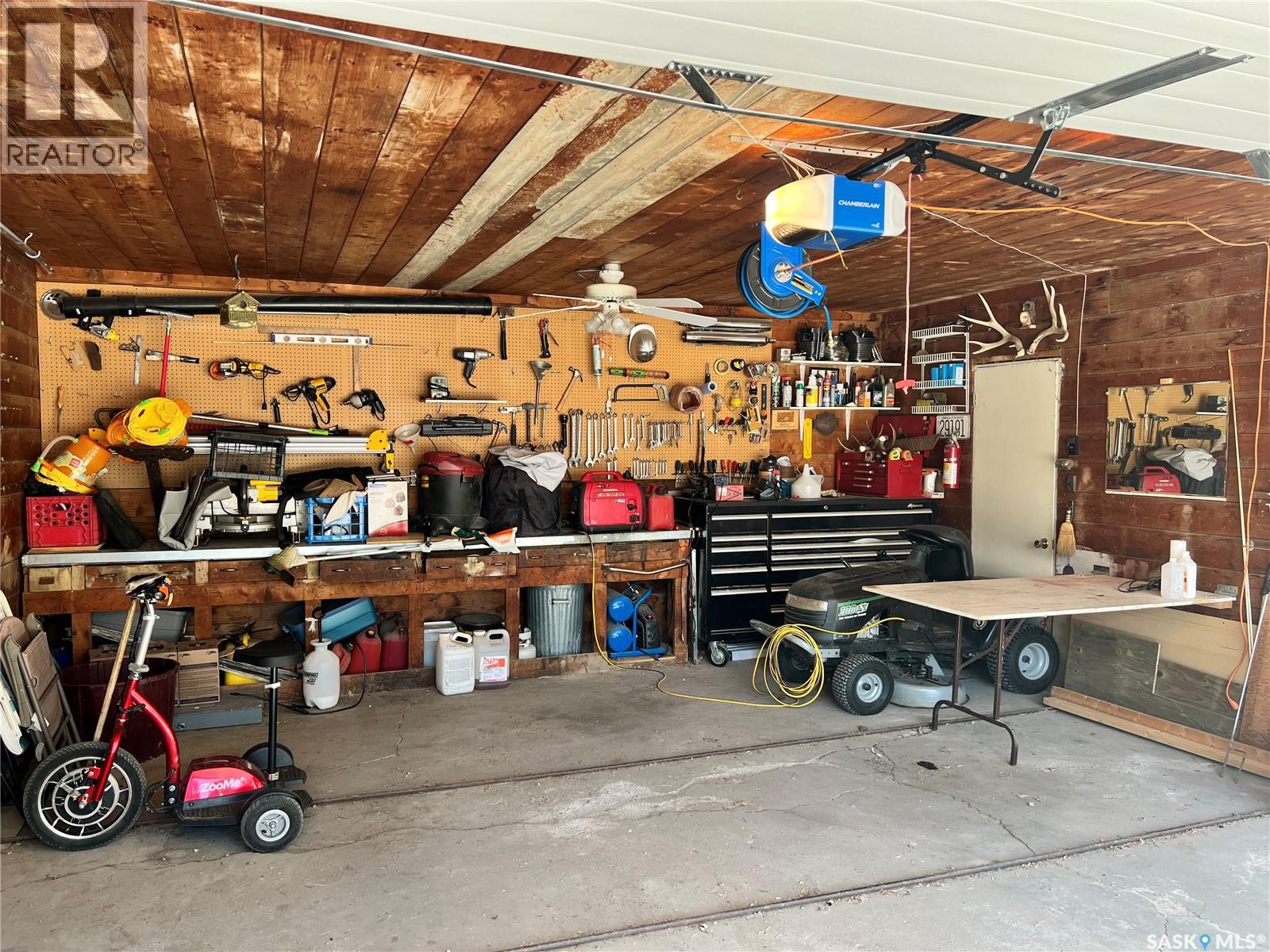 195 ENSIGN STREET - 22