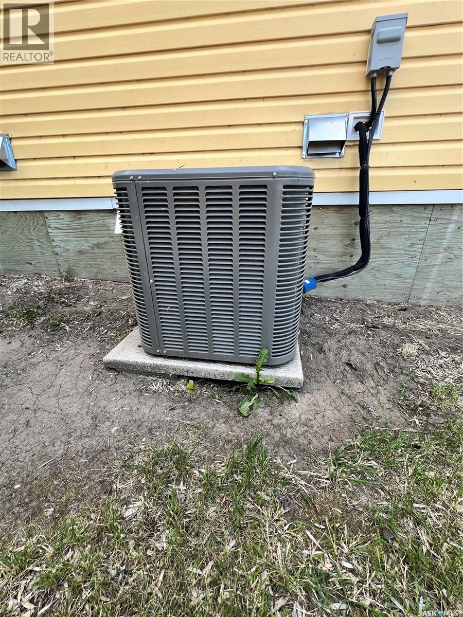 195 ENSIGN STREET - 27