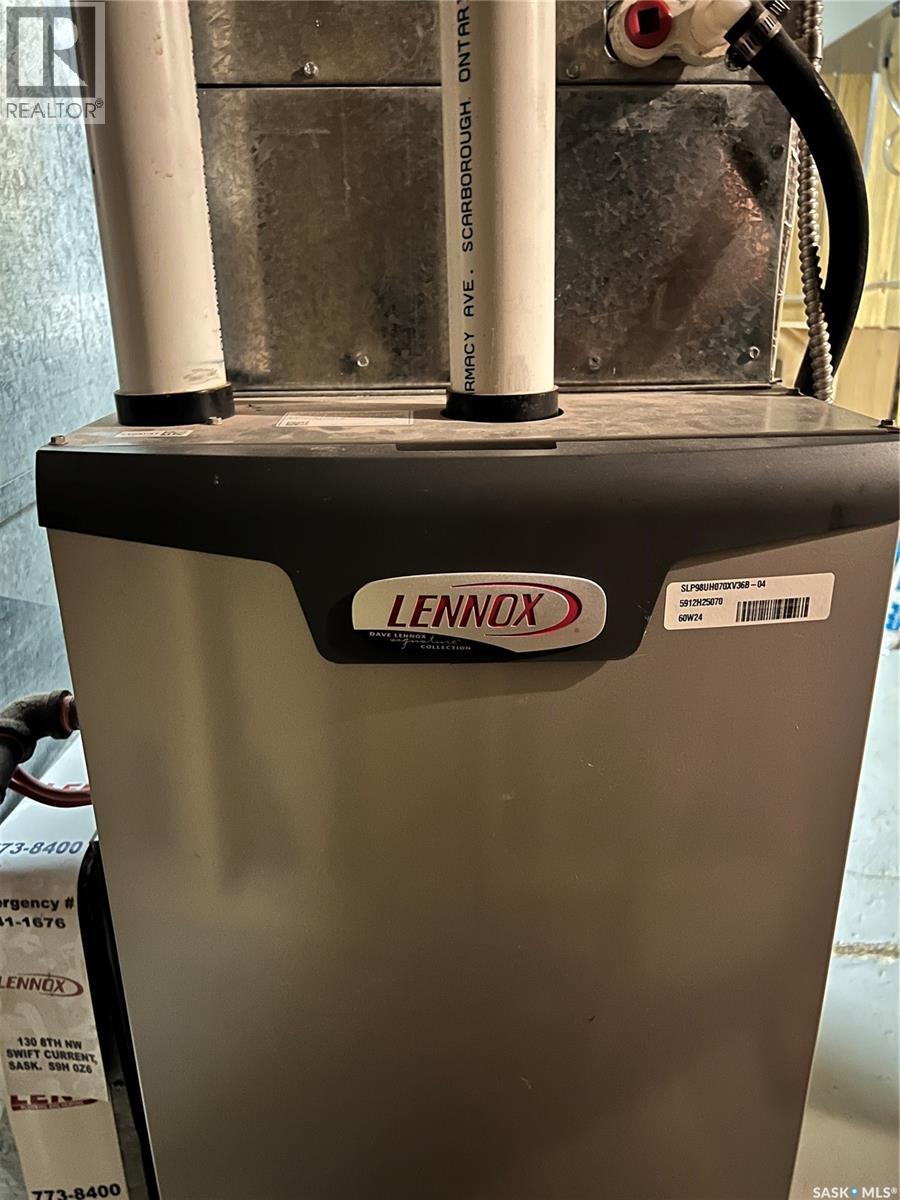 195 ENSIGN STREET - 31