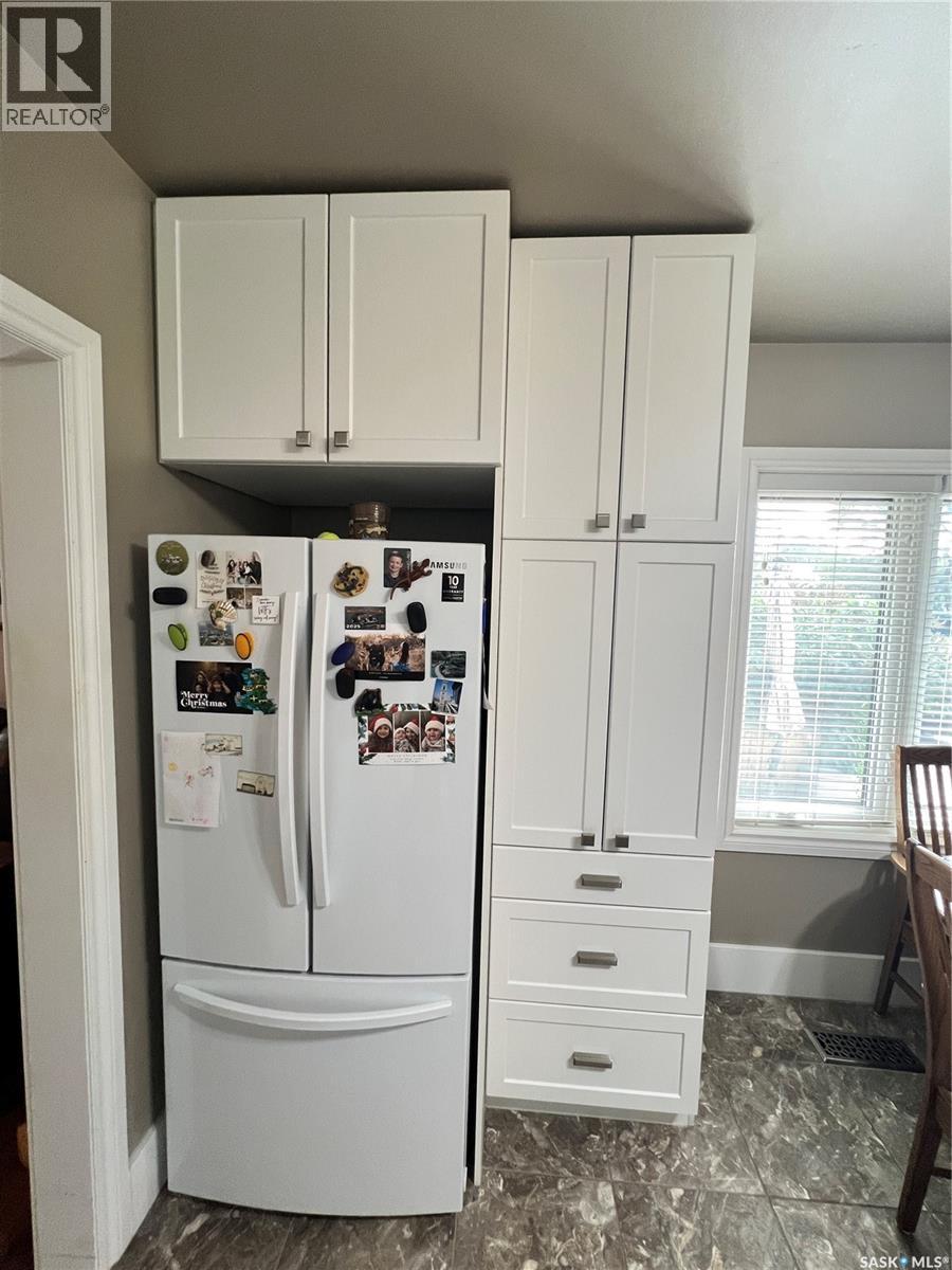 195 ENSIGN STREET - 6