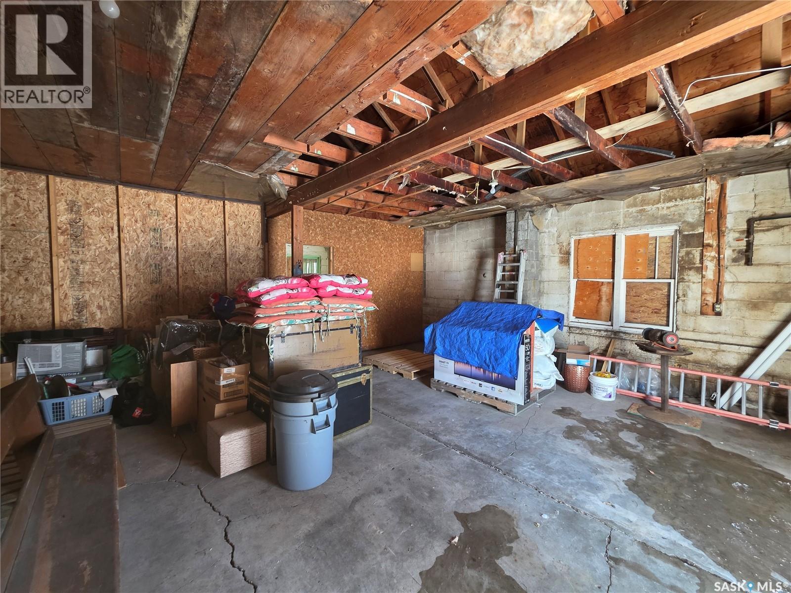 311 5TH AVENUE E - 28