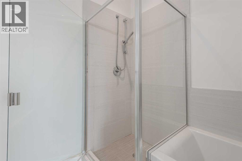 Single Family House for Sale in    Avenue SW Richmond Calgary 