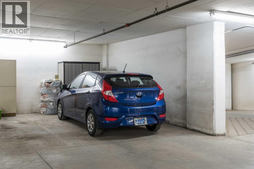 Single Family House for Sale in    Avenue SW Richmond Calgary 