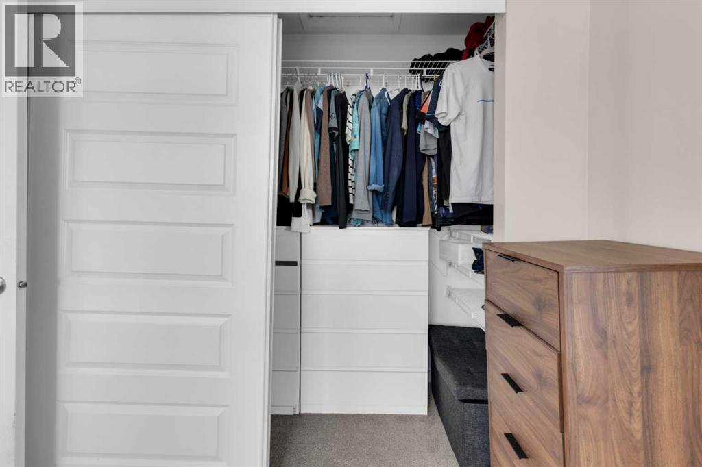 Single Family House for Sale in   Bracewood Drive SW Braeside Calgary 