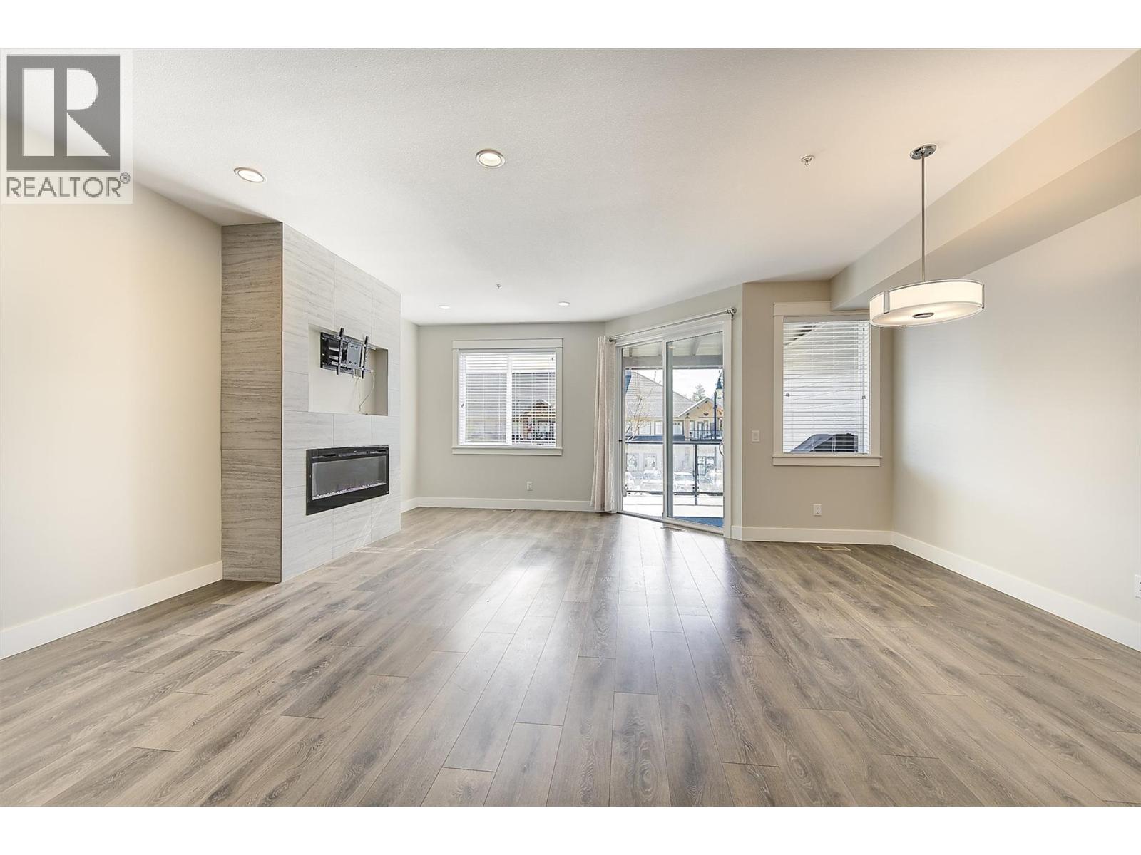 #11 12840 Stillwater Court - 10