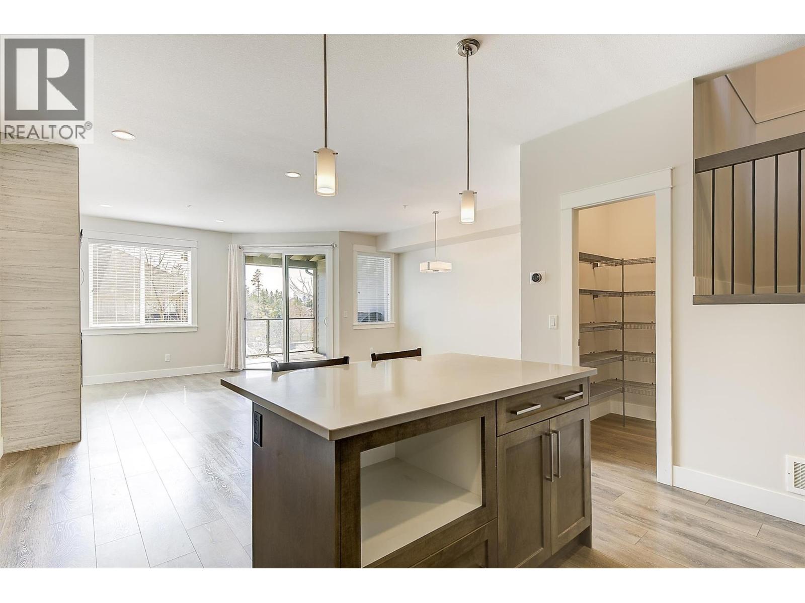 #11 12840 Stillwater Court - 17