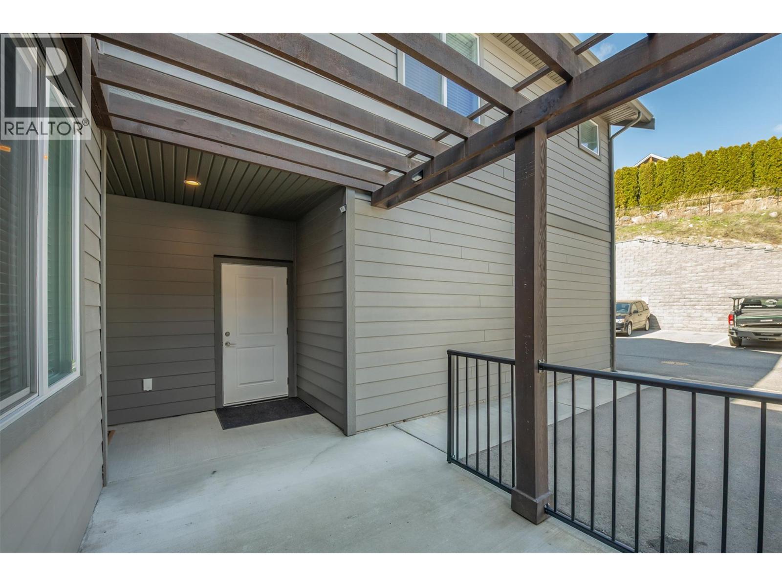 #11 12840 Stillwater Court - 9