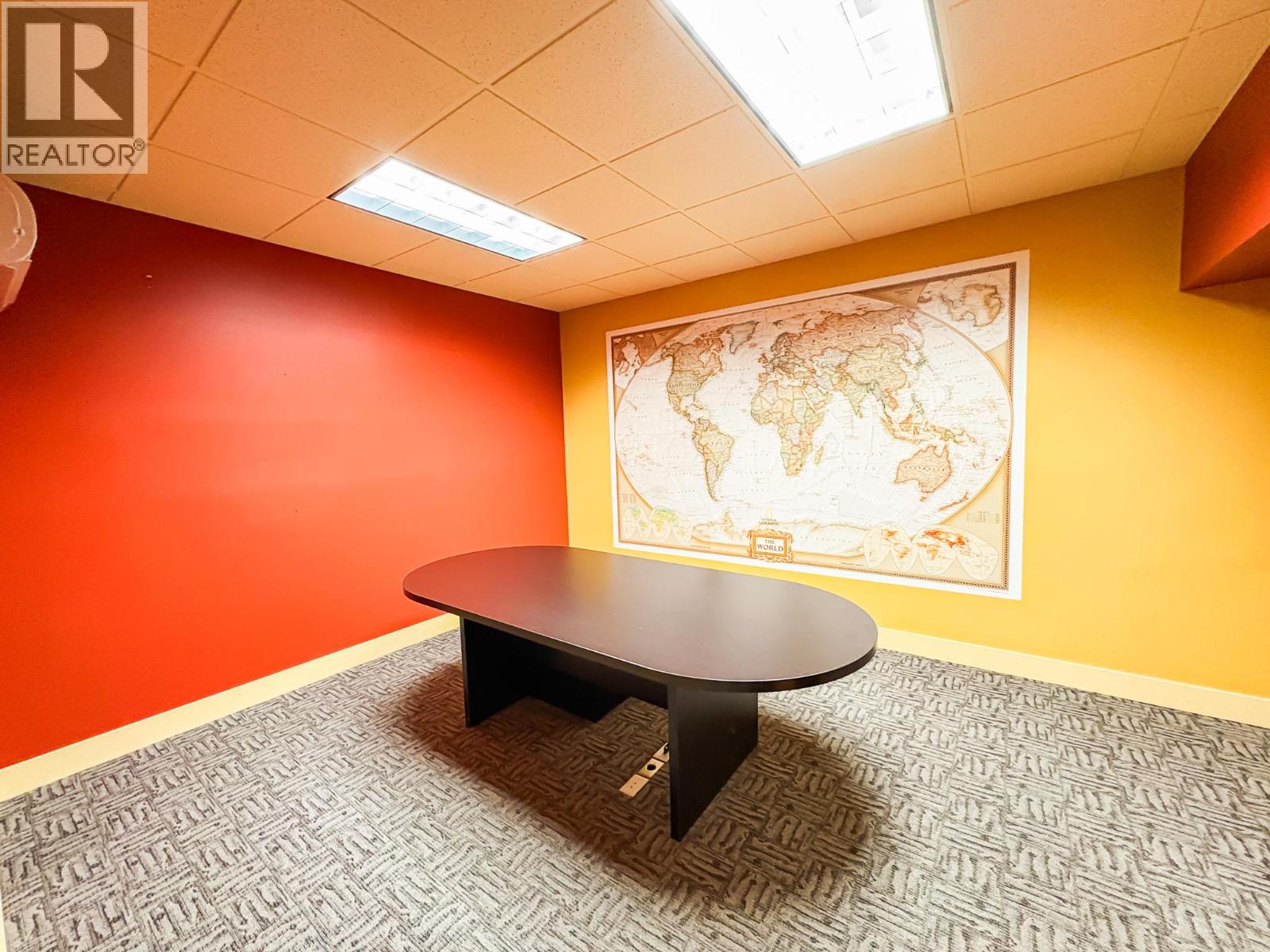 202 495 Banks Road, Kelowna