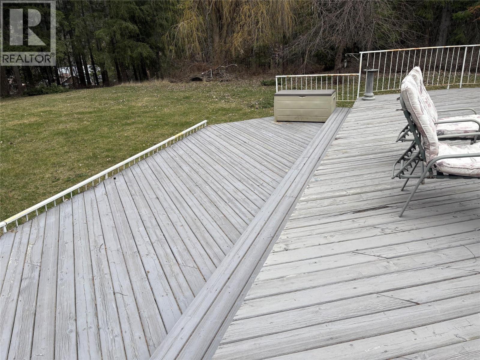 8764 Holding Road, Adams Lake