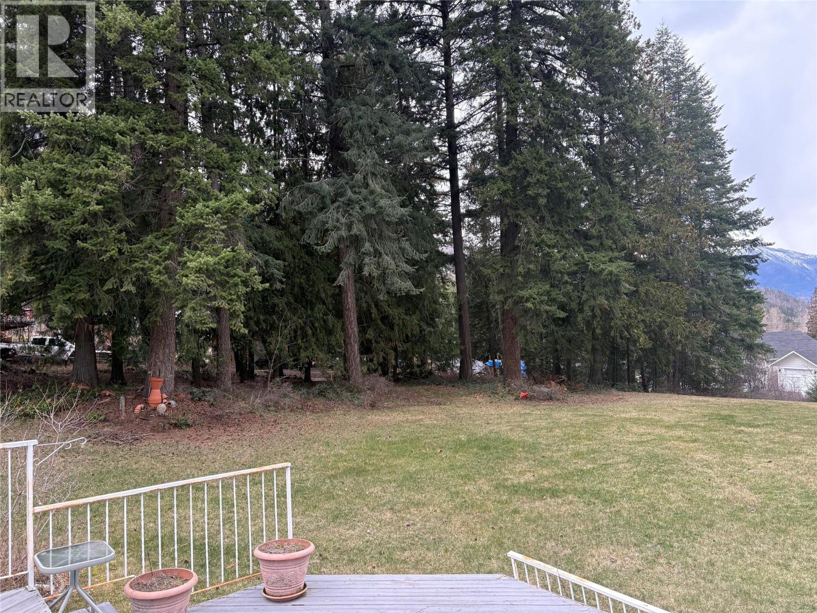 8764 Holding Road, Adams Lake