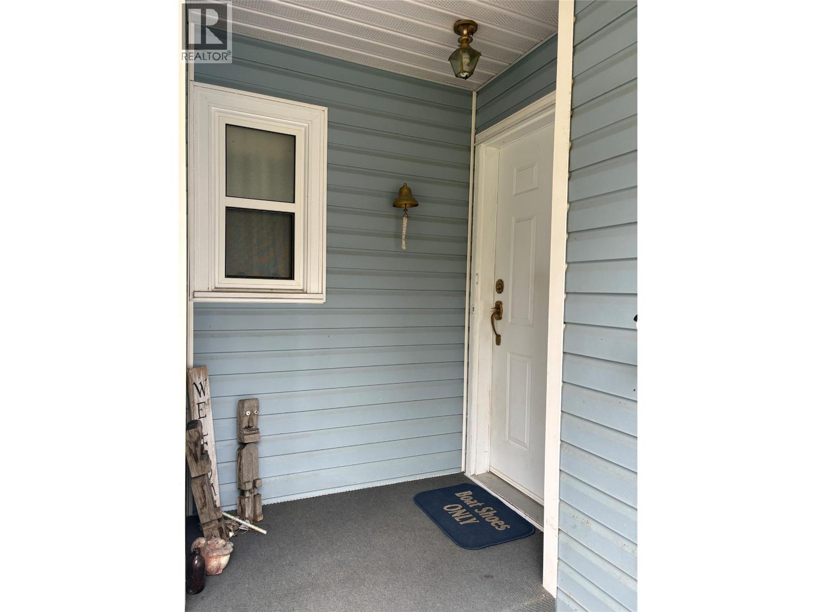 8764 Holding Road, Adams Lake