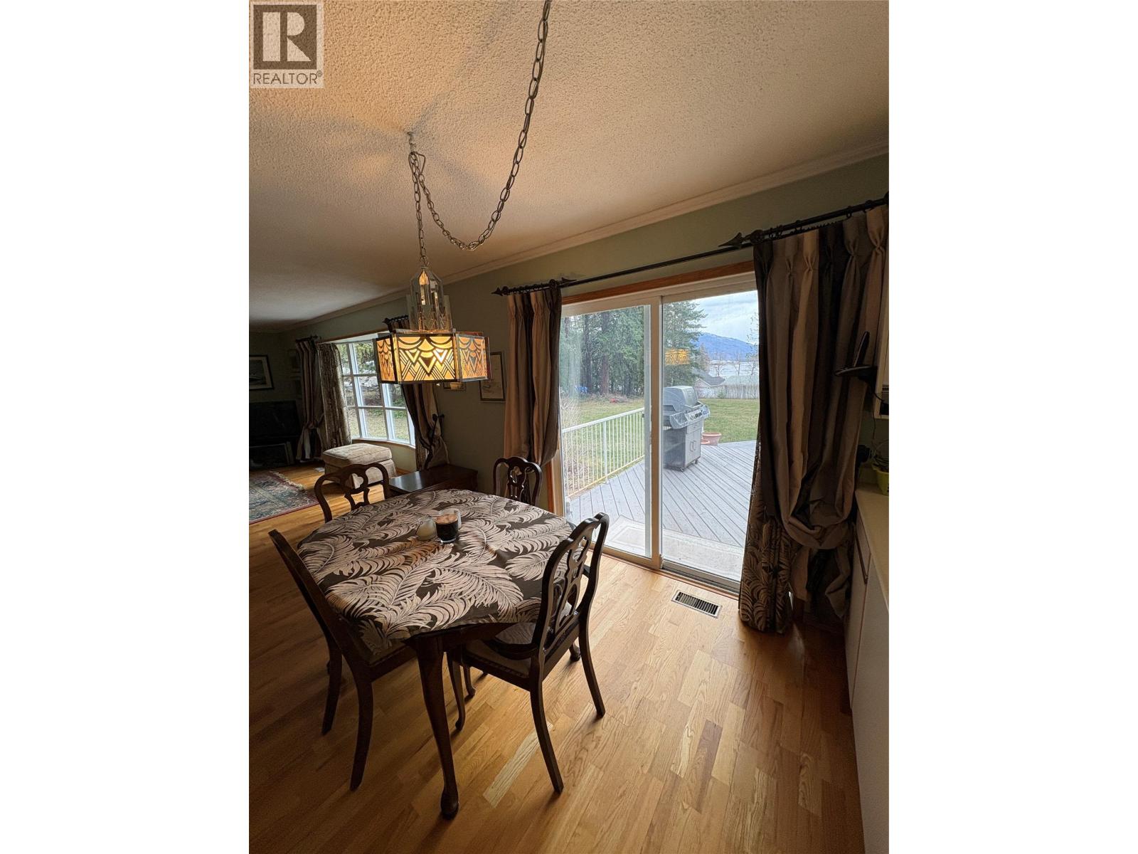 8764 Holding Road, Adams Lake