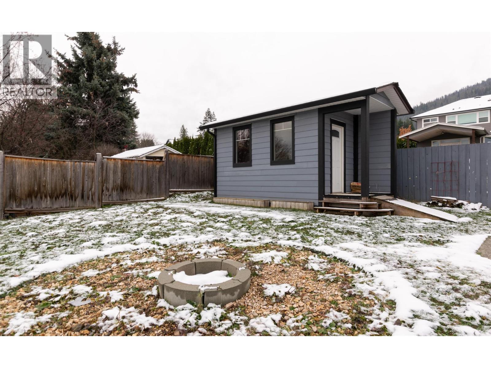 1350 13 AVENUE SE - 46