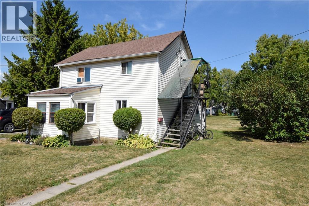 121 CROSS Street E - 4