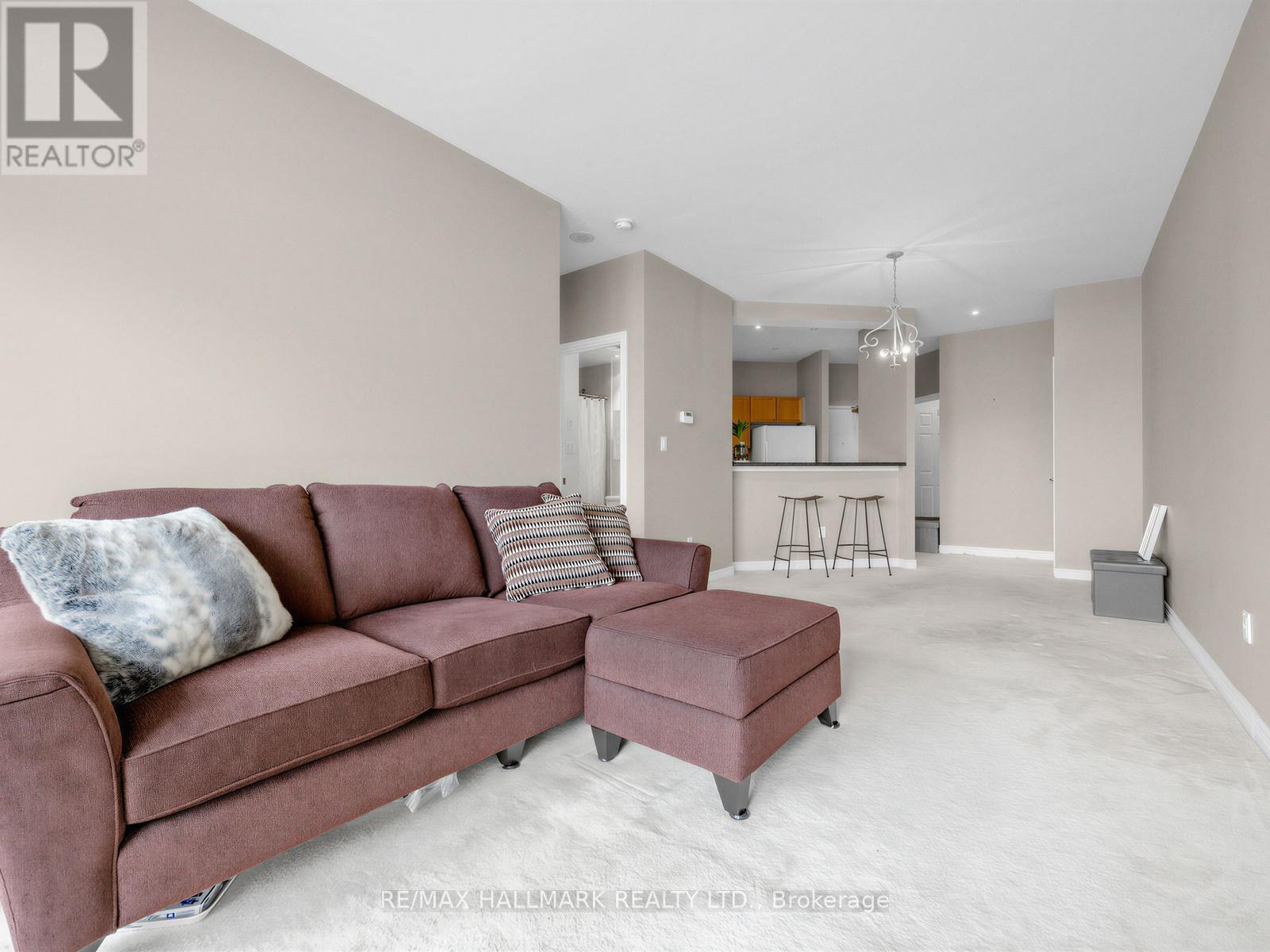 #724 1 LEASIDE PARK DRIVE - 12