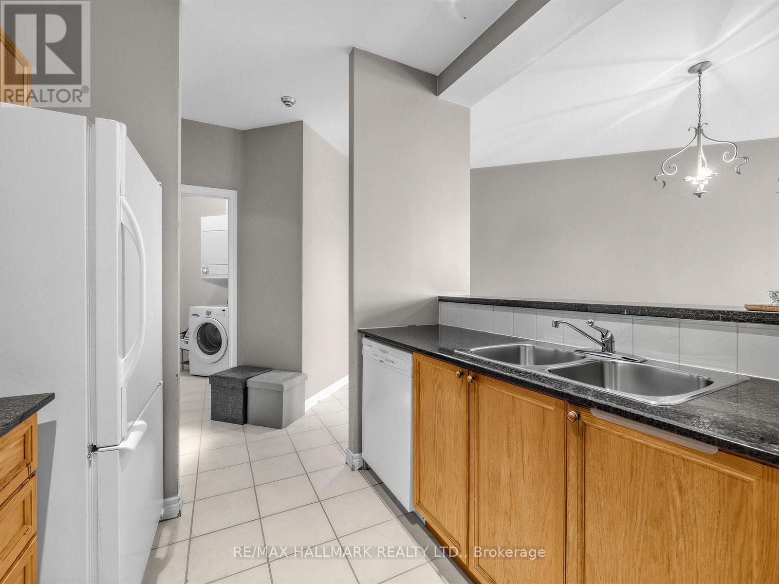 #724 1 LEASIDE PARK DRIVE - 8