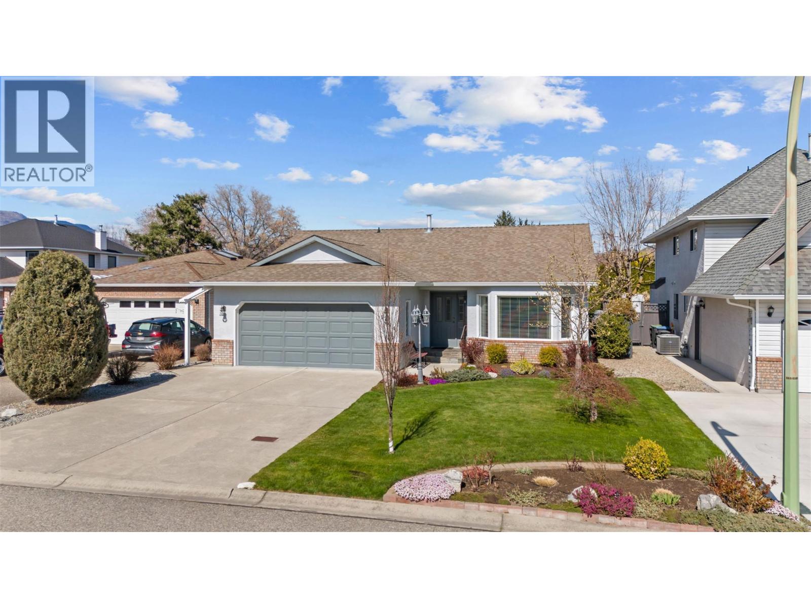 1384 NELSON Place, Kelowna