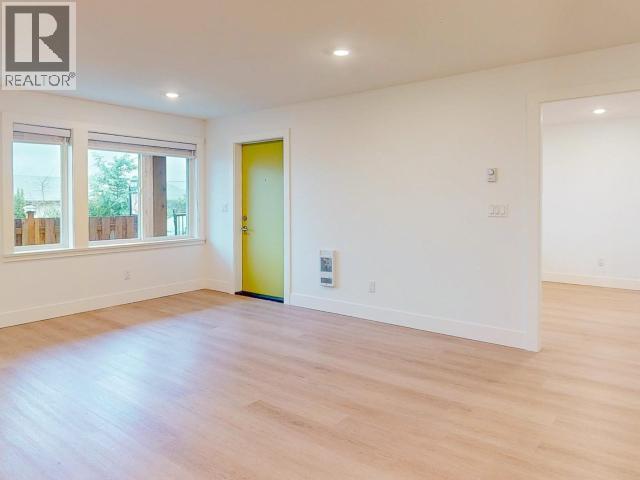 #B2 6900 BURNABY STREET - Image 3