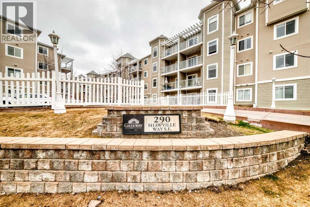 Single Family House for Sale in   Shawville Way SE Shawnessy Calgary 