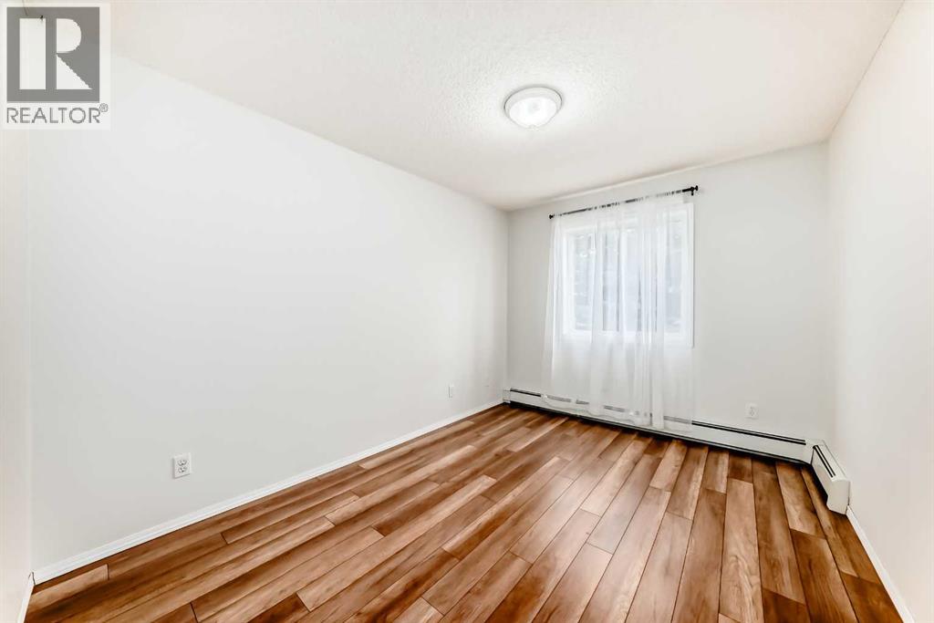 Single Family House for Sale in   Shawville Way SE Shawnessy Calgary 