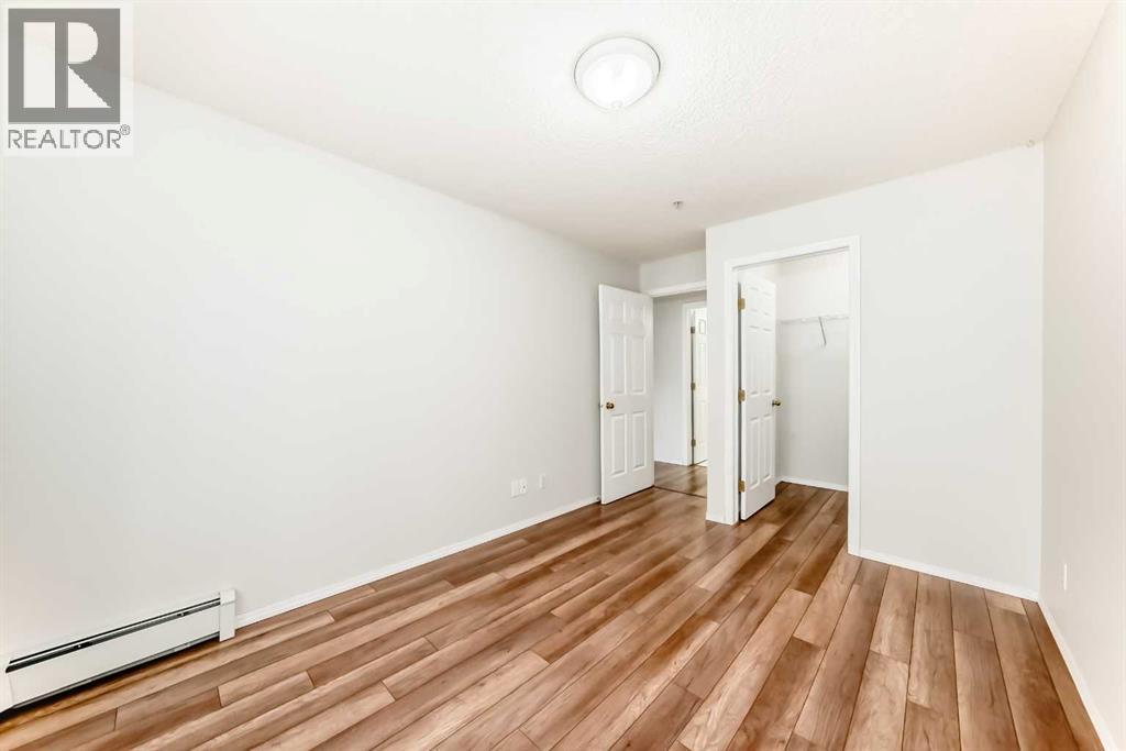 Single Family House for Sale in   Shawville Way SE Shawnessy Calgary 