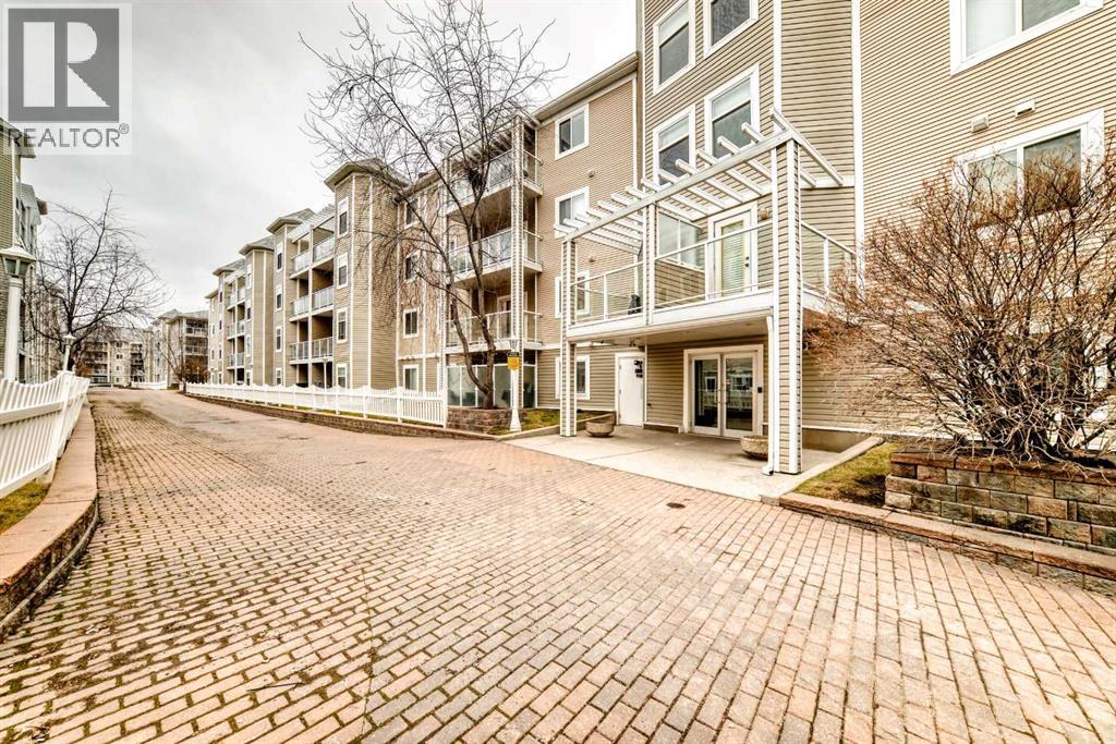 Single Family House for Sale in   Shawville Way SE Shawnessy Calgary 