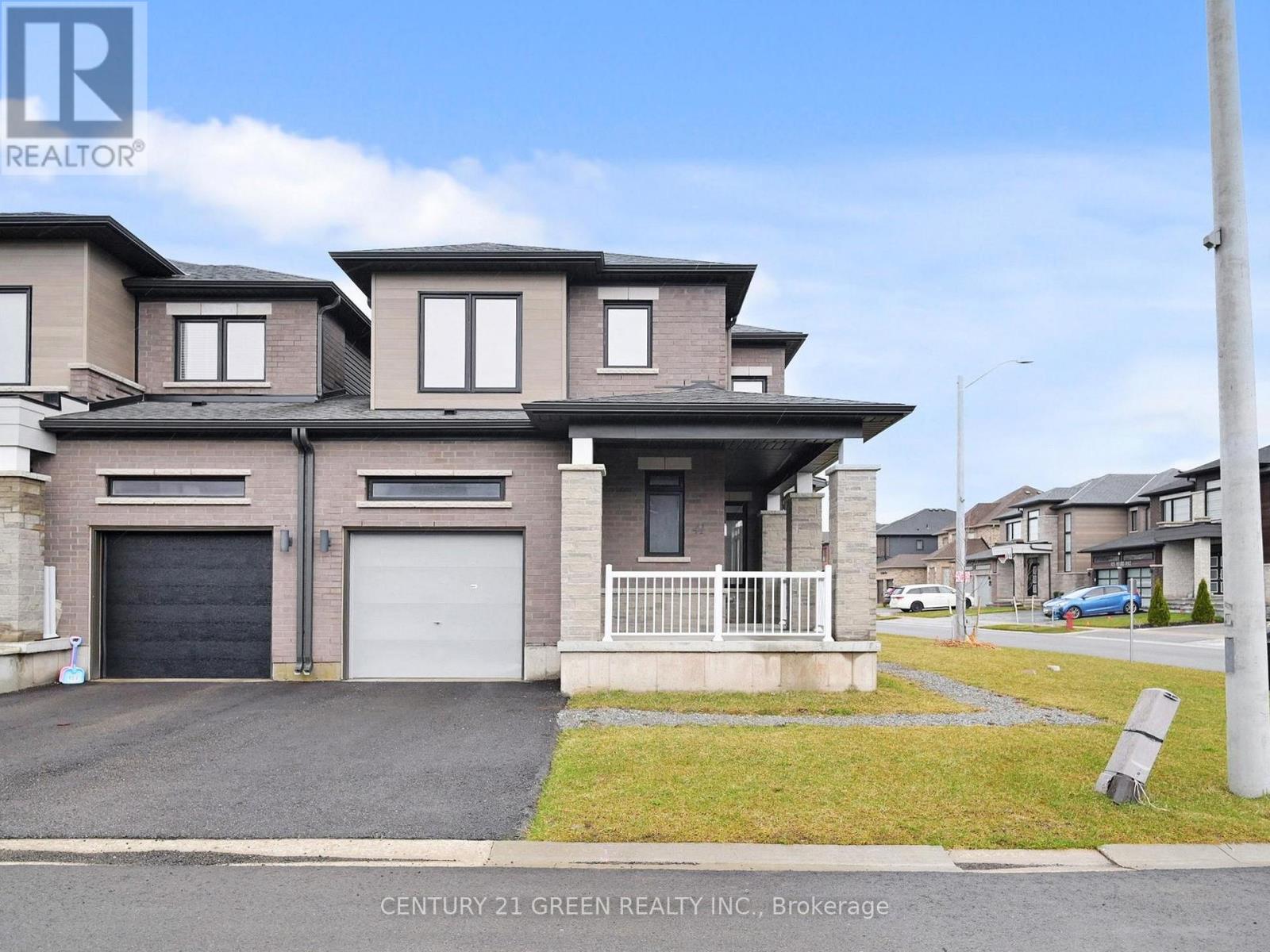 41 BENTGRASS DRIVE,Welland (Hwy 406/Welland),,