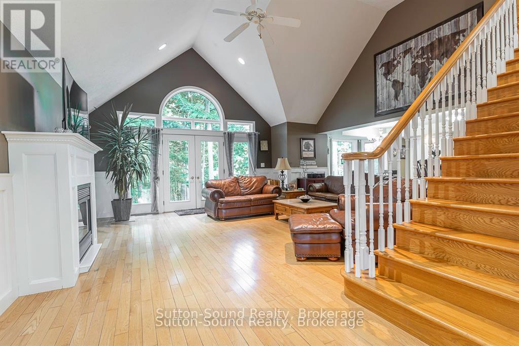 124 GOLDEN POND DRIVE - 3