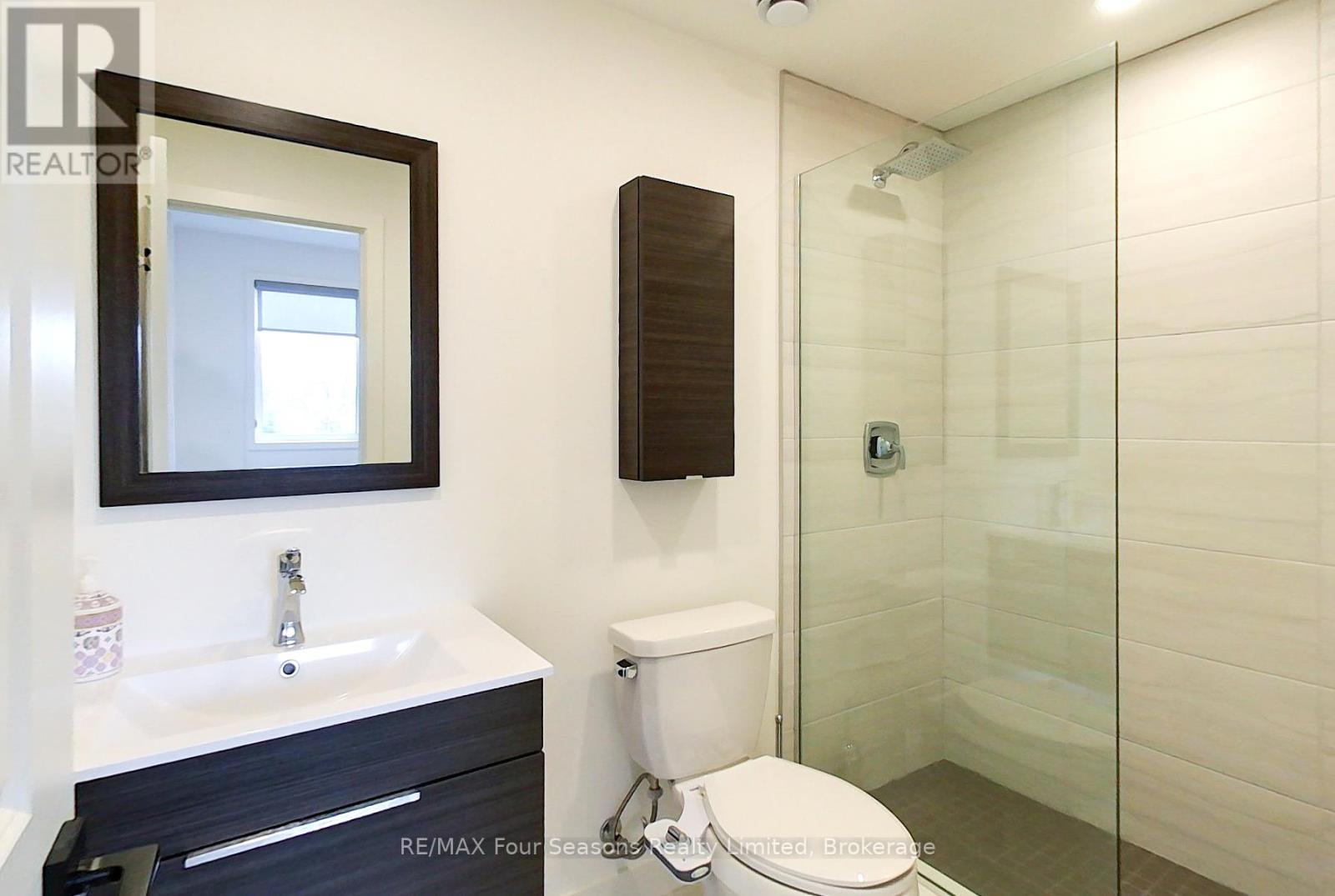 #107 12 BEAUSOLEIL LANE - 24