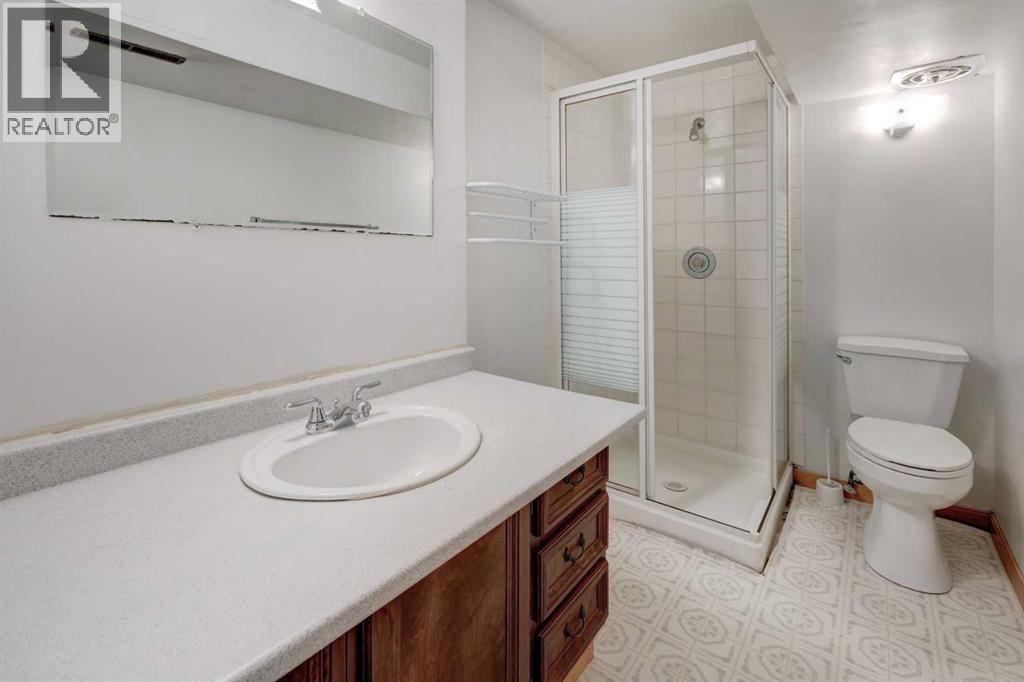 Single Family House Bungalow for Sale in  Forman Crescent SE Forest Heights Calgary 