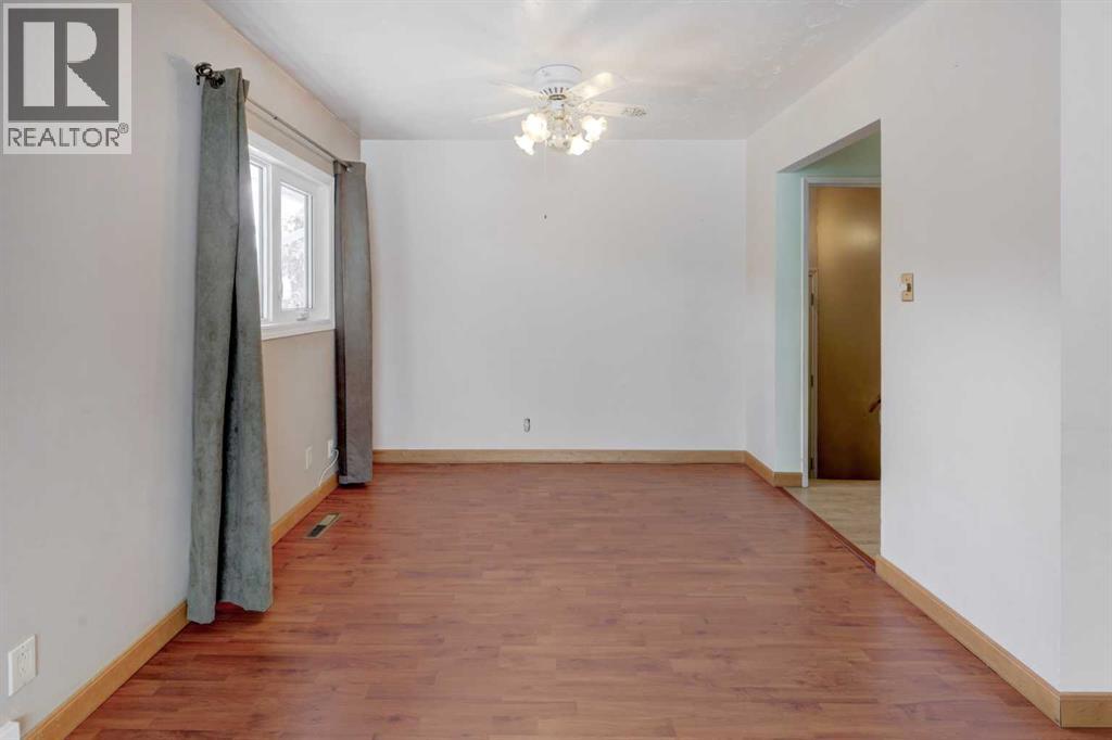 Single Family House Bungalow for Sale in  Forman Crescent SE Forest Heights Calgary 